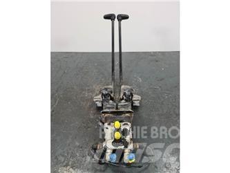 CAT 336DL Кабіна