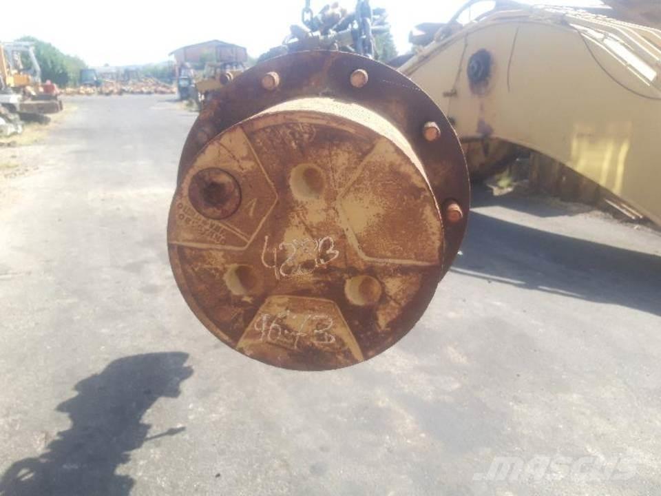 CAT 438B Коробка передач