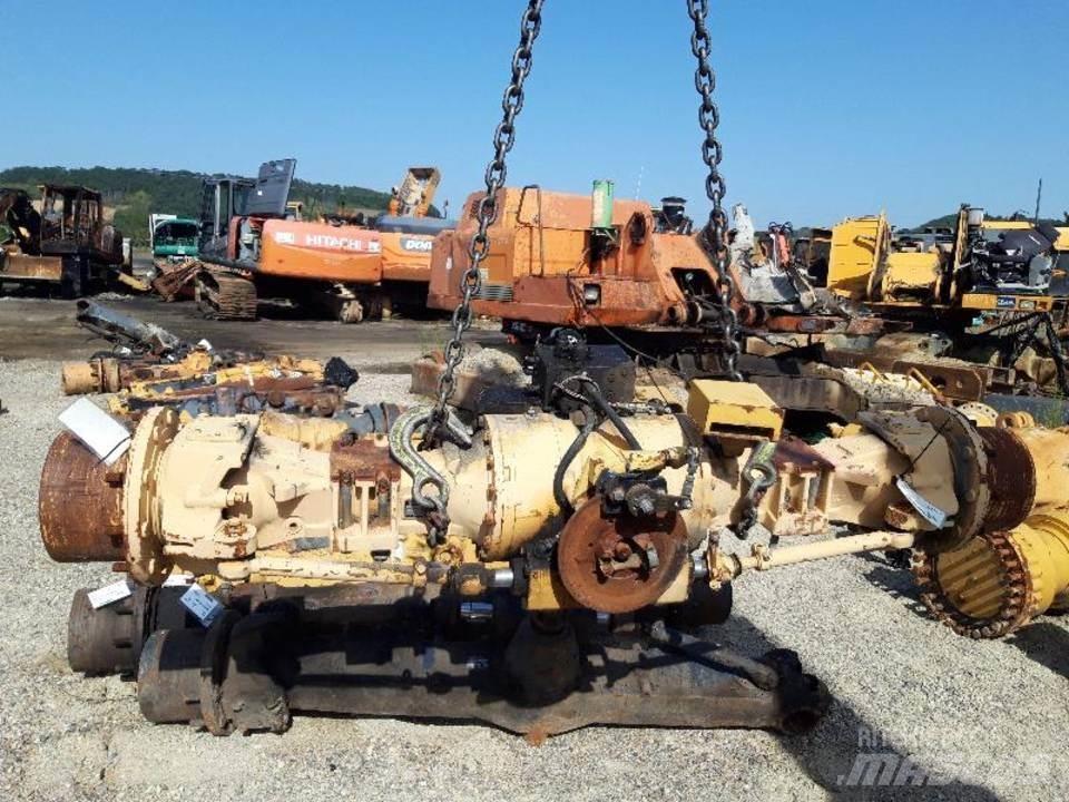 CAT 438B Коробка передач