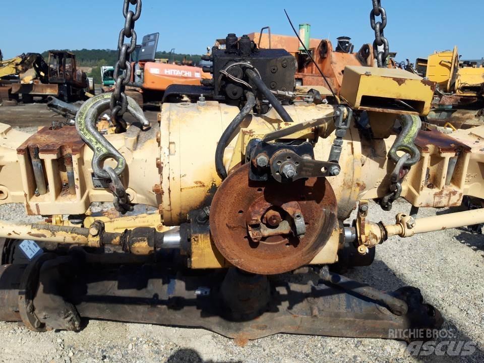 CAT 438B Коробка передач