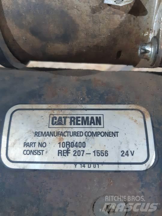 CAT 725 Двигуни