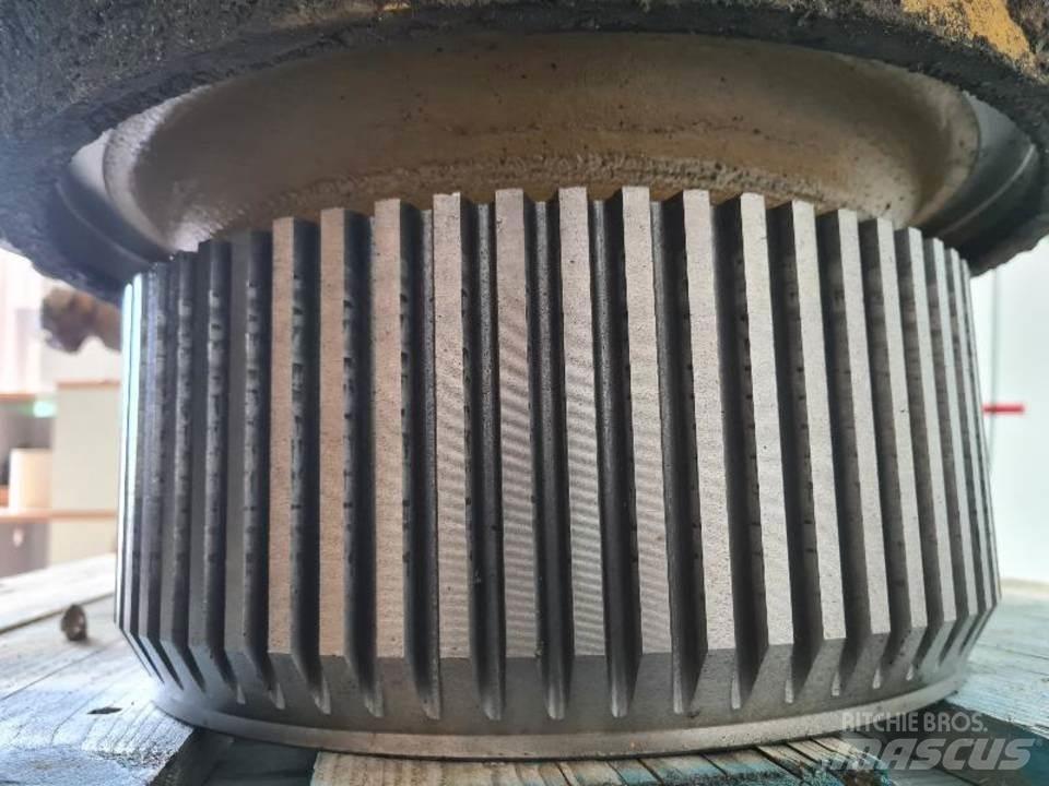 CAT 735 Коробка передач