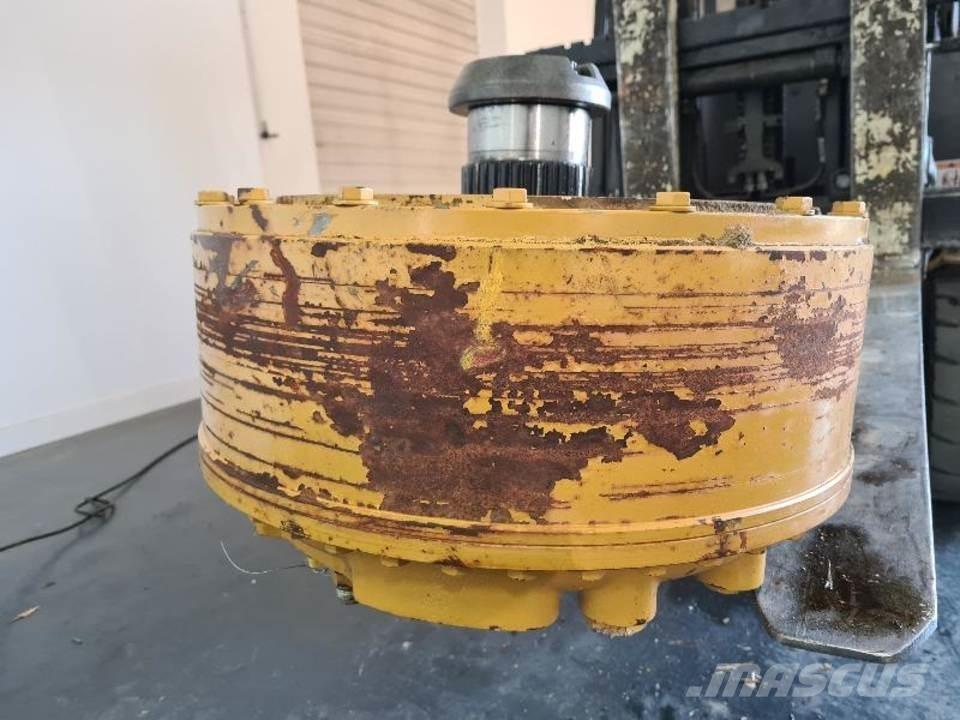 CAT 735 Коробка передач