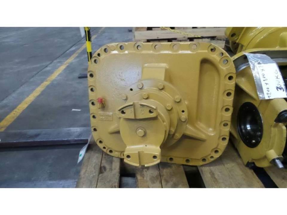 CAT 740 Коробка передач
