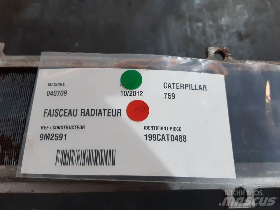 CAT 769 Двигуни
