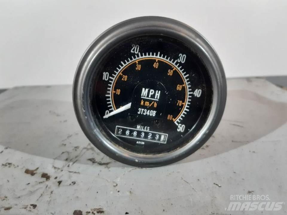 CAT 769C Кабіна