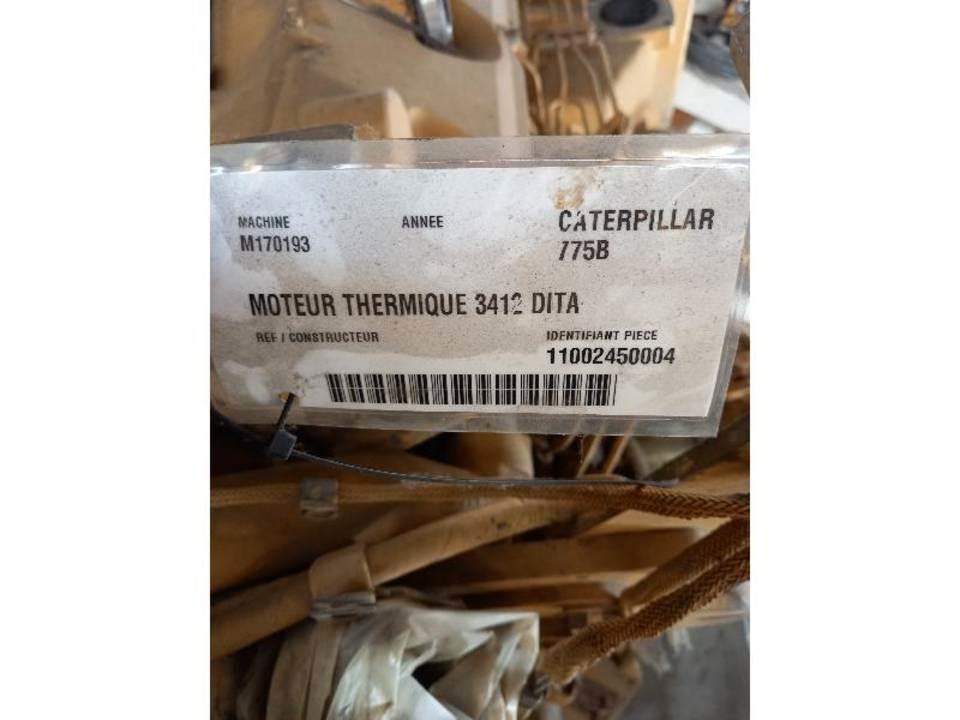 CAT 775B Двигуни