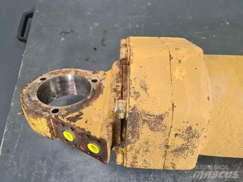 CAT 775B Гідравліка