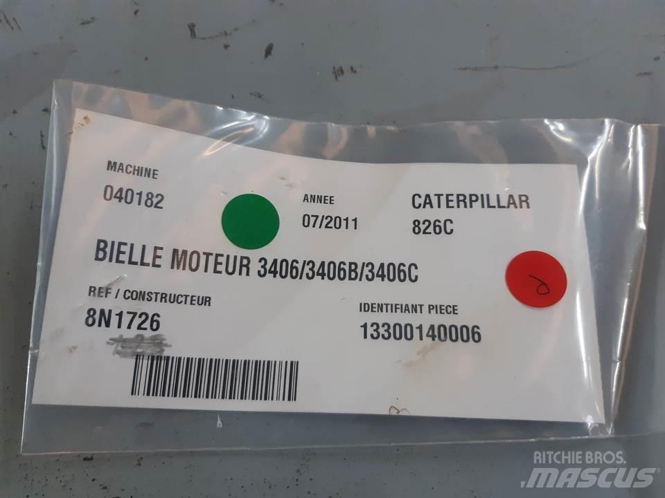 CAT 826C Двигуни