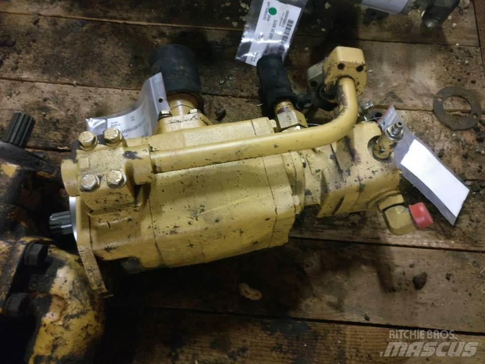 CAT 826G Гідравліка