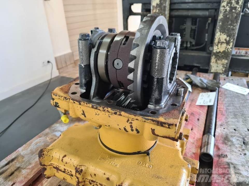 CAT 906H Коробка передач