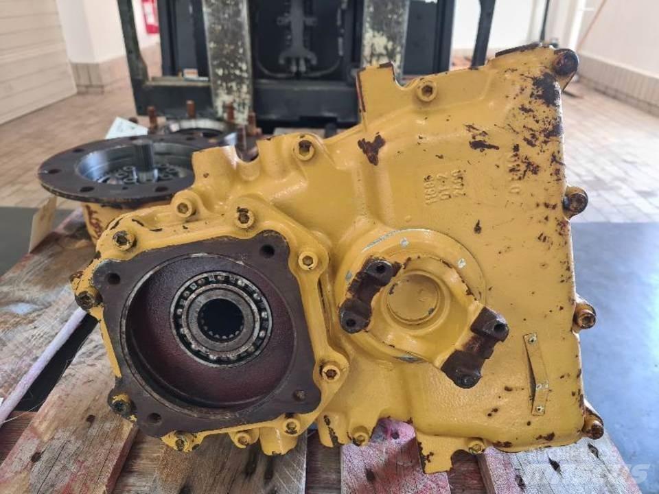 CAT 906H Коробка передач