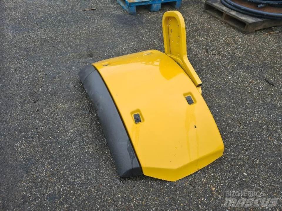 CAT 926M Кабіна