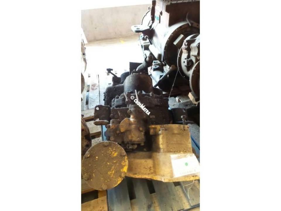 CAT 944A Коробка передач