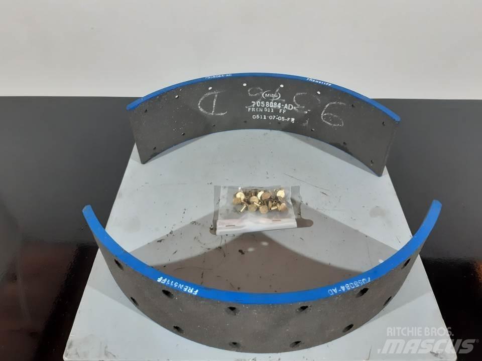 CAT 950 Гусениці