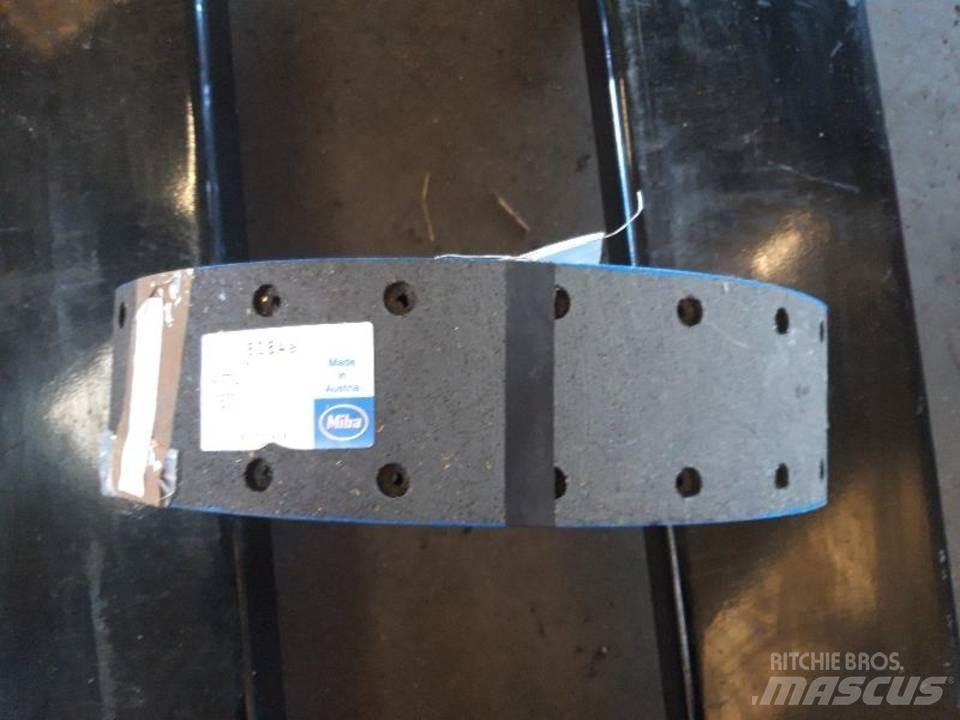 CAT 950 Гусениці