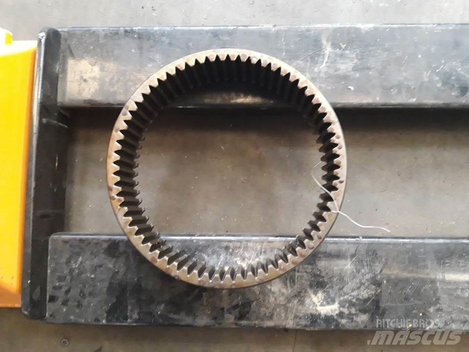 CAT 950E Коробка передач