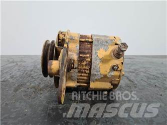 CAT 963C Двигуни