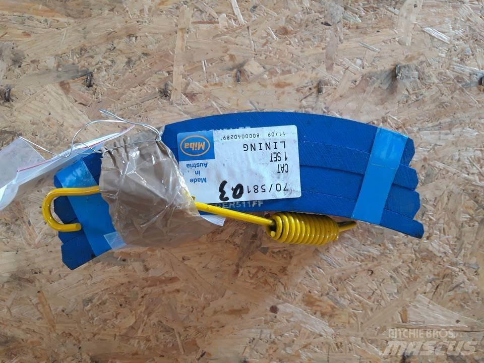 CAT 966D Гусениці