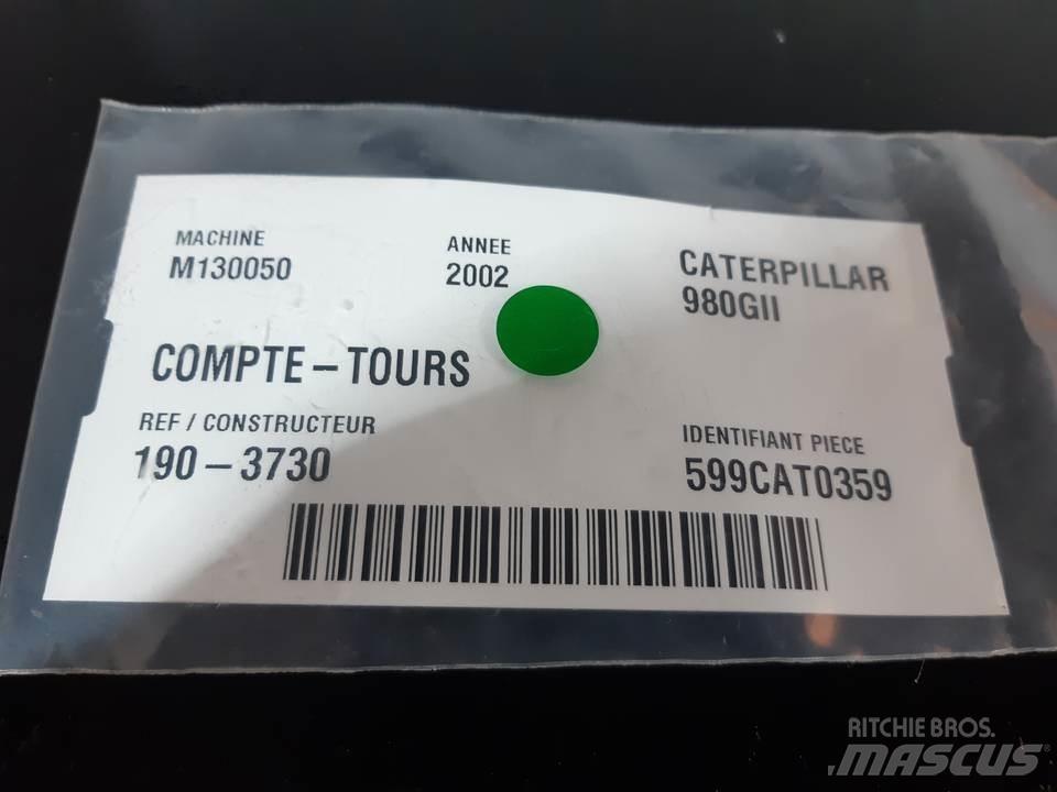 CAT 980GII Кабіна