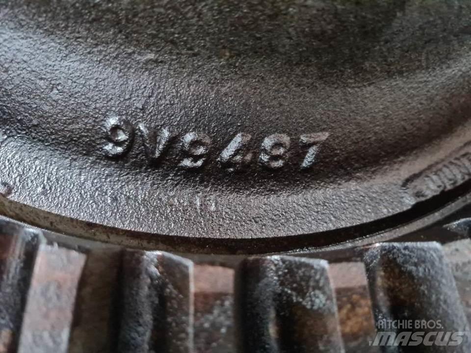 CAT 988B Коробка передач