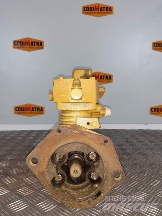 CAT D30D Двигуни