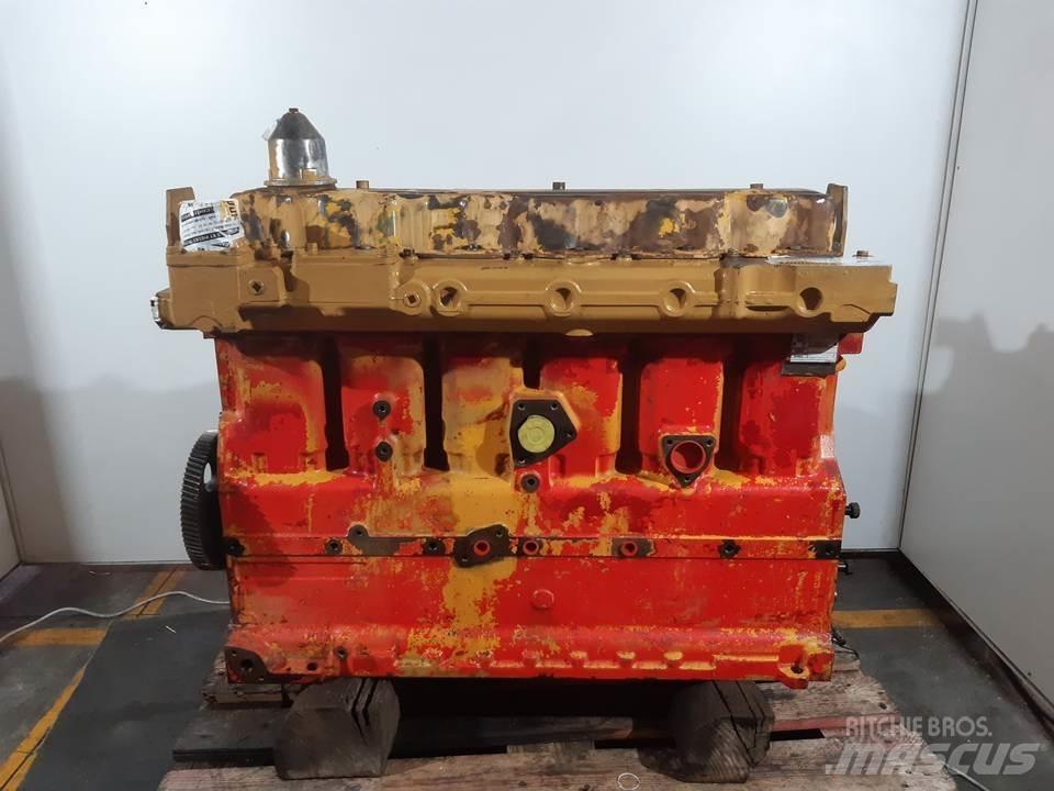 CAT D5B Двигуни