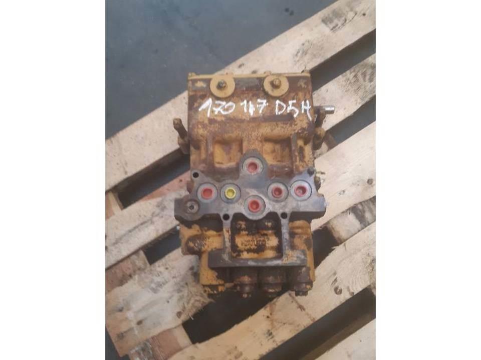 CAT D5H Гідравліка