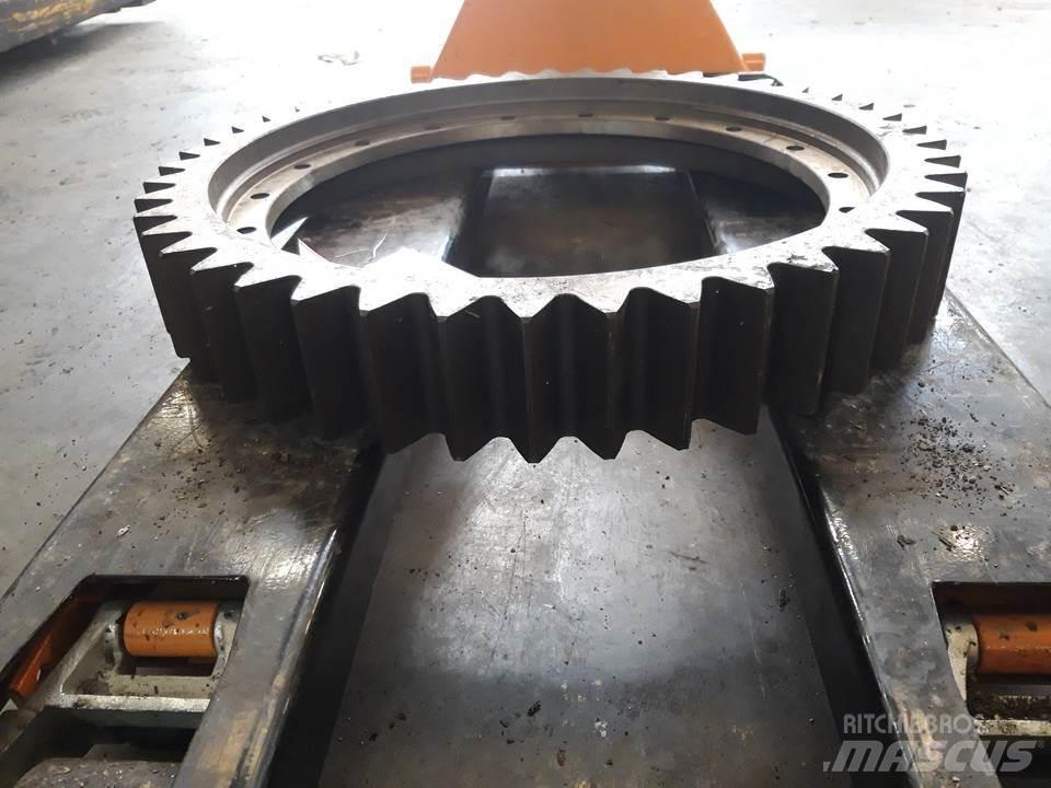 CAT D6C Двигуни