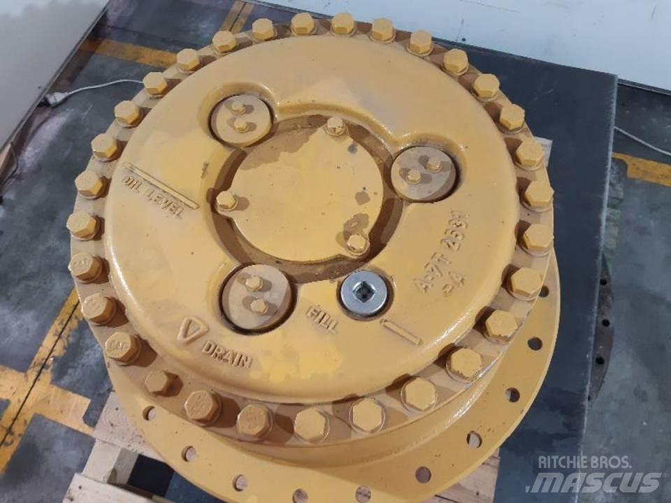 CAT D7R Коробка передач