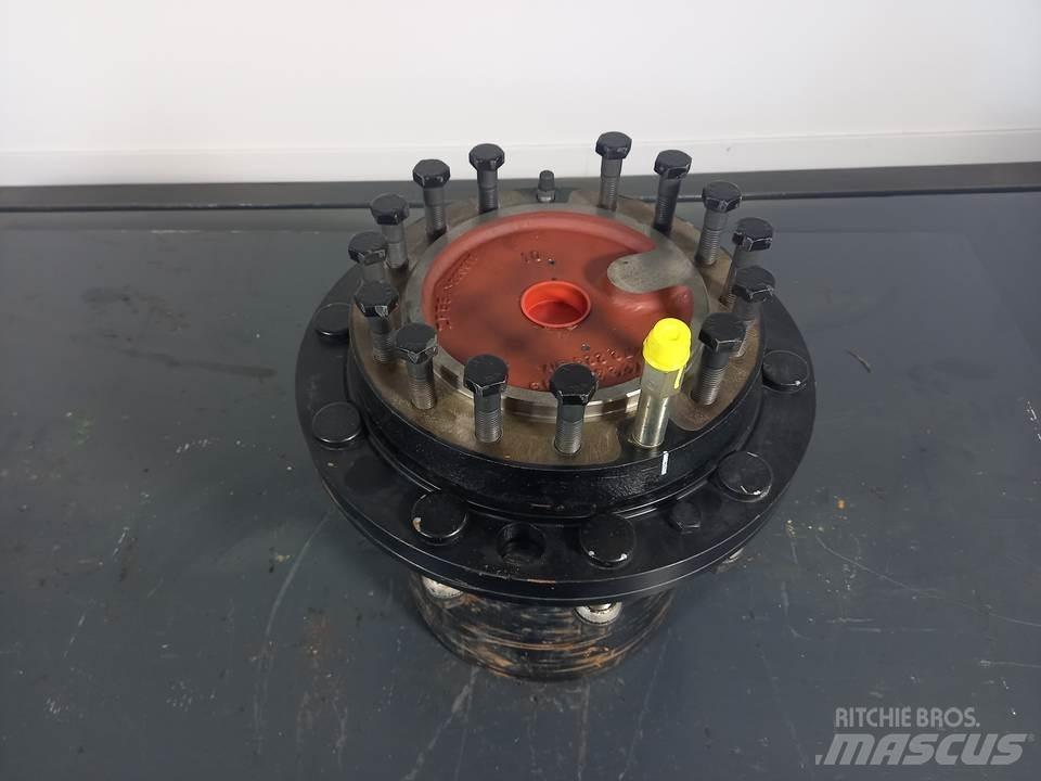 CAT M320F Коробка передач