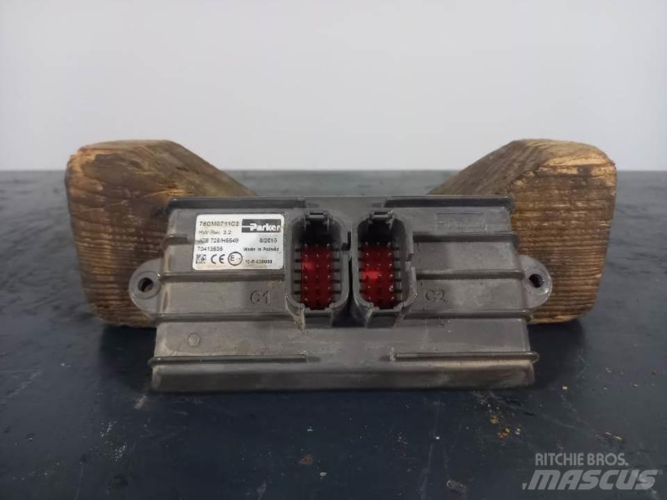 JCB 51R-1 Кабіна