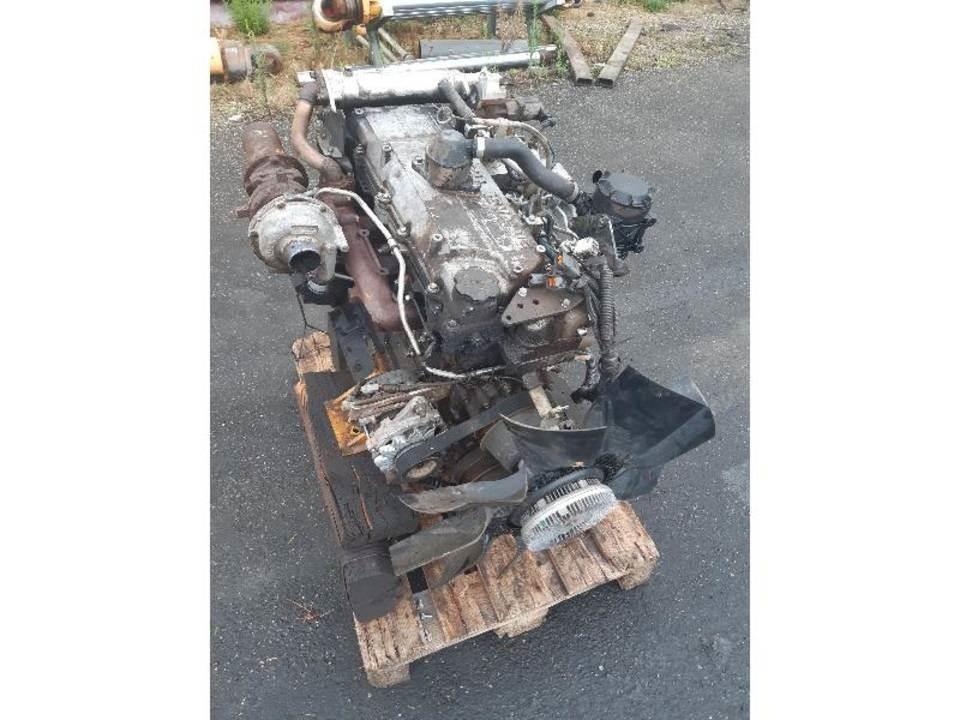 JCB JS190 Двигуни