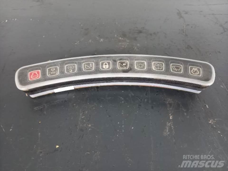 JCB JS190 Кабіна