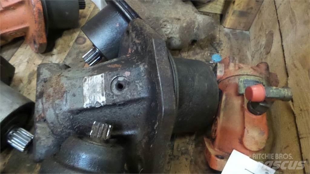 O&K RH30 Гідравліка