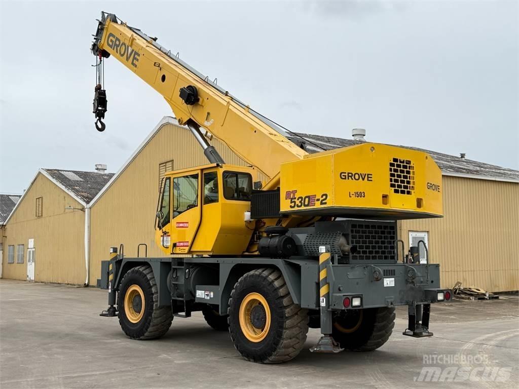 Grove RT530E-2 автокрани всюдиходи