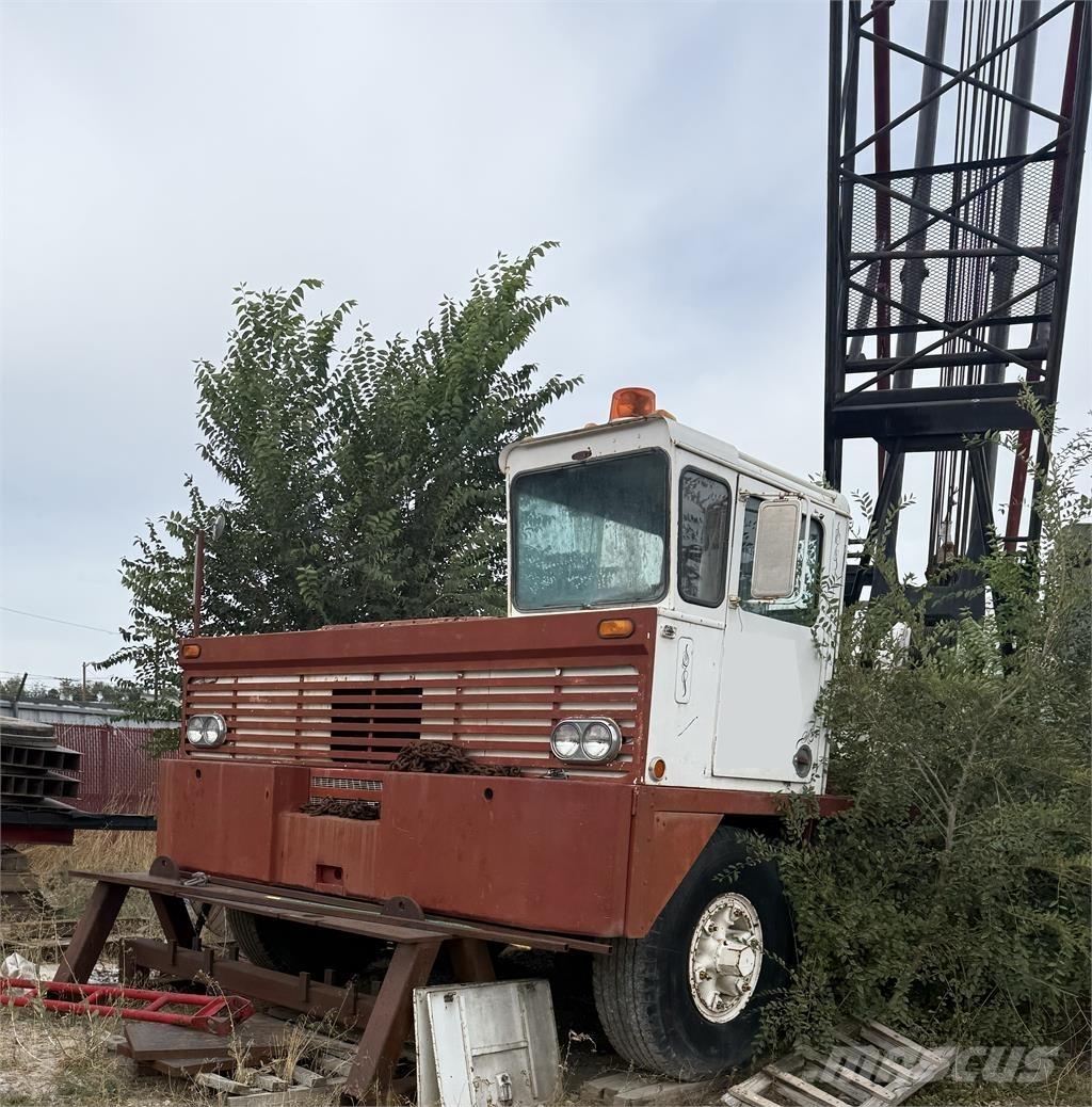 Link-Belt HC-138A автокрани