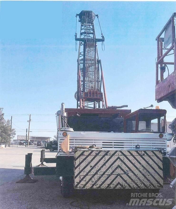 Link-Belt HC-218 автокрани