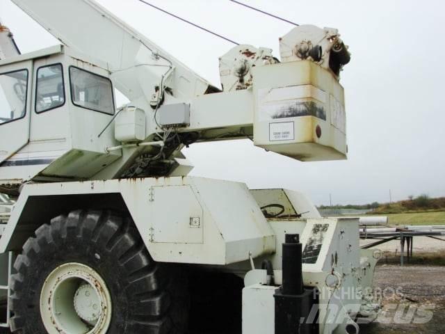 P&H CN150 автокрани всюдиходи
