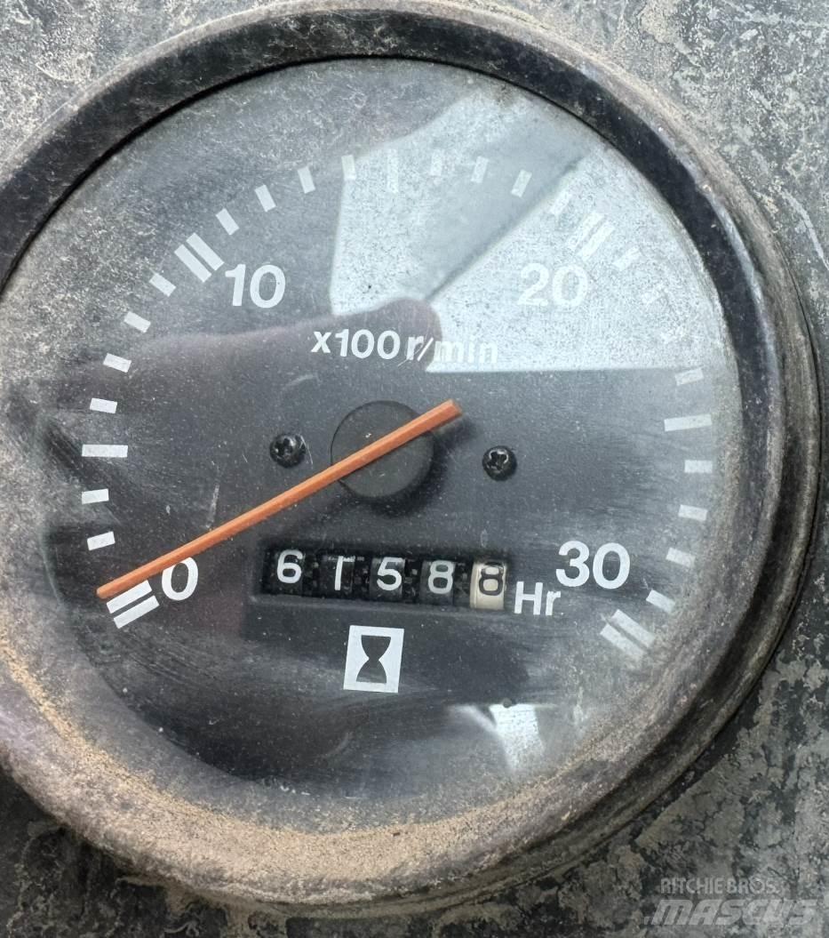 Sumitomo LS-118RH Гусеничні крани