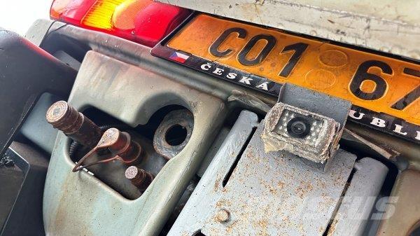 Ausa B 200H Розсіювачі солі та піску