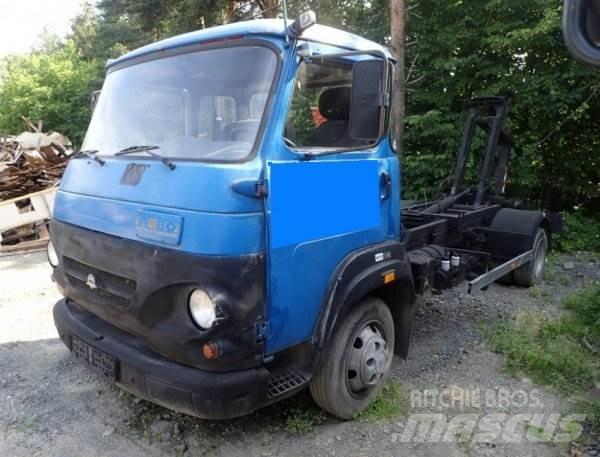 Avia A80 L Вантажівки з гаковим підйомом