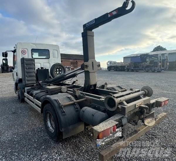 DAF LF 250 FA +(CZ) CTS Вантажівки з гаковим підйомом