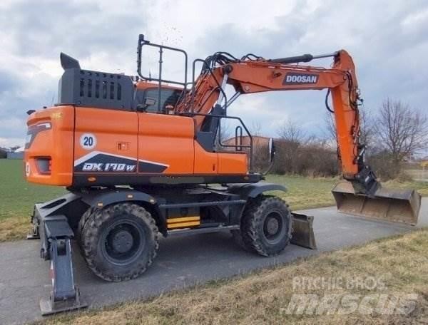 Doosan DX 170 W-7 Колісні екскаватори