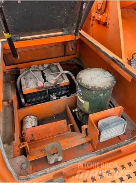 Doosan DX 255 LC Гусеничні екскаватори