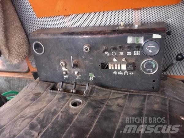 IFA W50 +KM 2301 Підмітальні машини