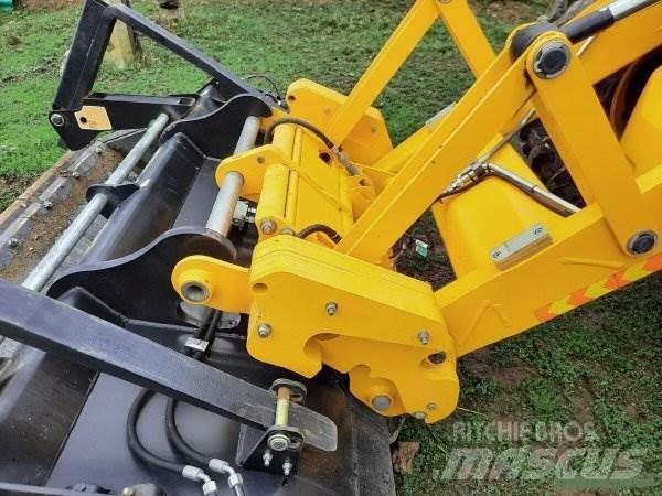 JCB 4CX +Piling Master Екскаватори-навантажувачі