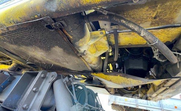  _JINÉ UDS 232 Колісні екскаватори