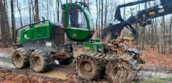 John Deere 1270 G 8W Валочно-пакетувальні машини