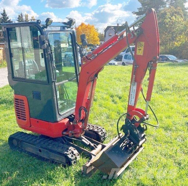 Komatsu PC 16 R-3HS Міні-екскаватори < 7т